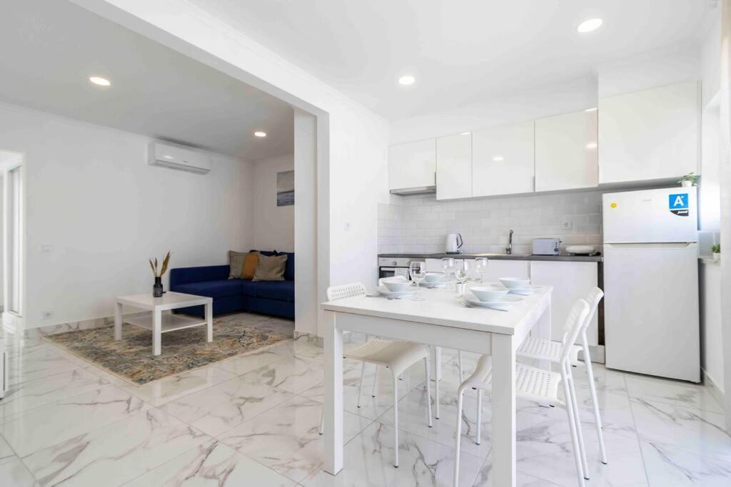 Modern Apartment Beach View Armação de Pêra Dış mekan fotoğraf