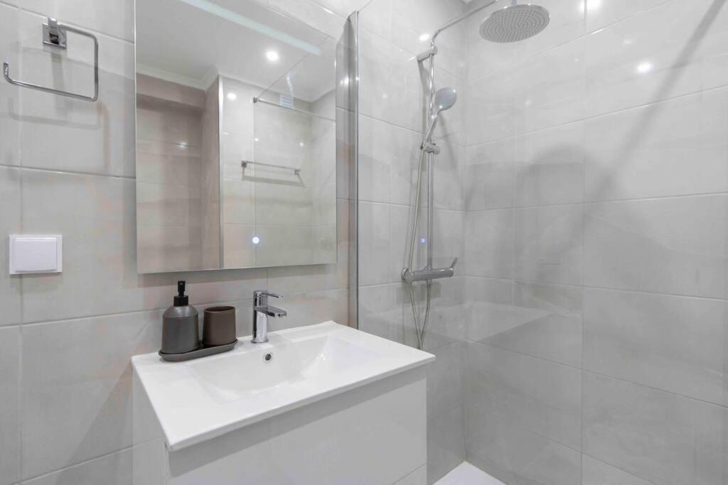 Modern Apartment Beach View Armação de Pêra Dış mekan fotoğraf